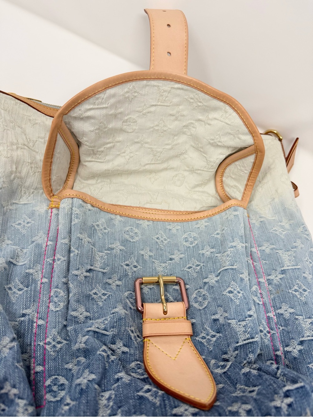 Louis Vuitton Monogram Denim Sunburst PM Blue Ombre Pink Limiter Edition - Picture 10 of 16
